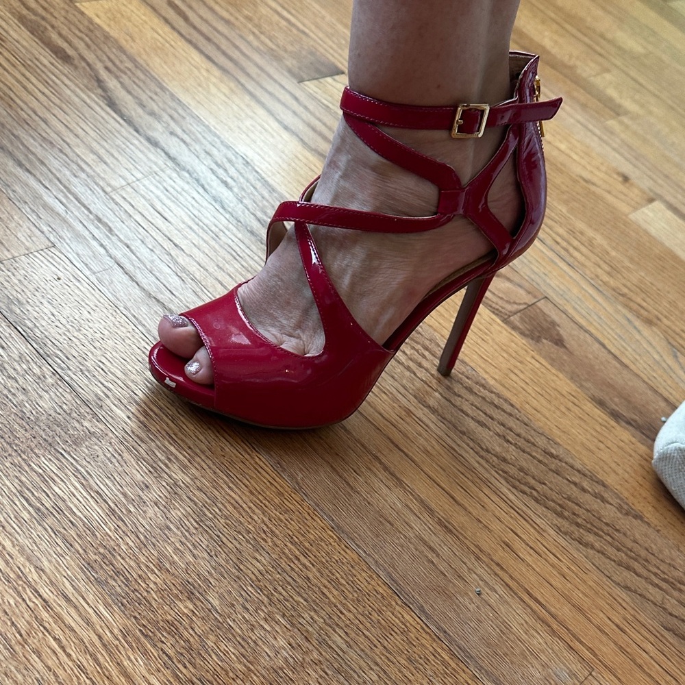 Michael Kors Elegant hot pink/red Strappy Heels